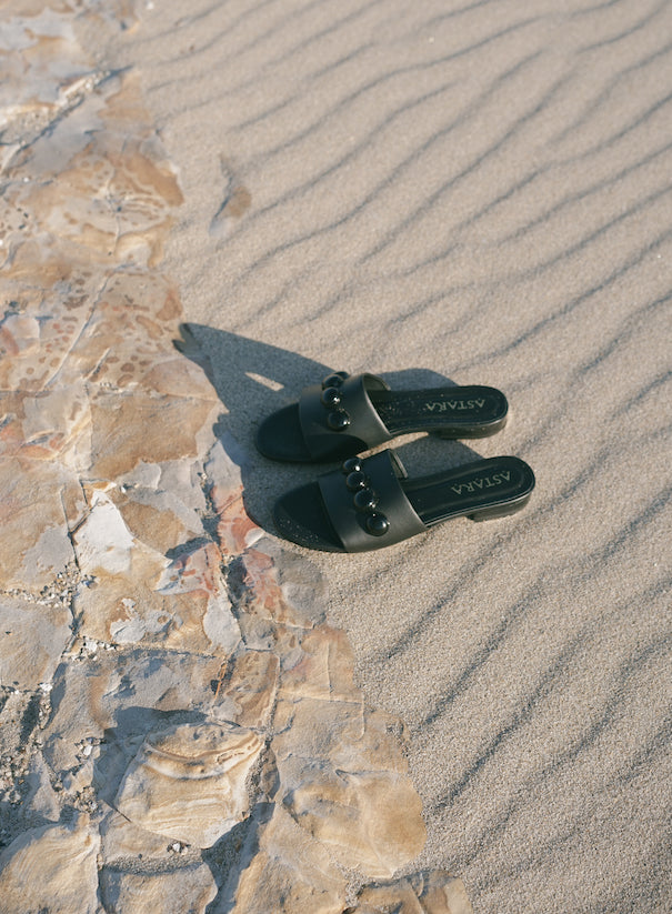 Sahara Black Onyx Sandal