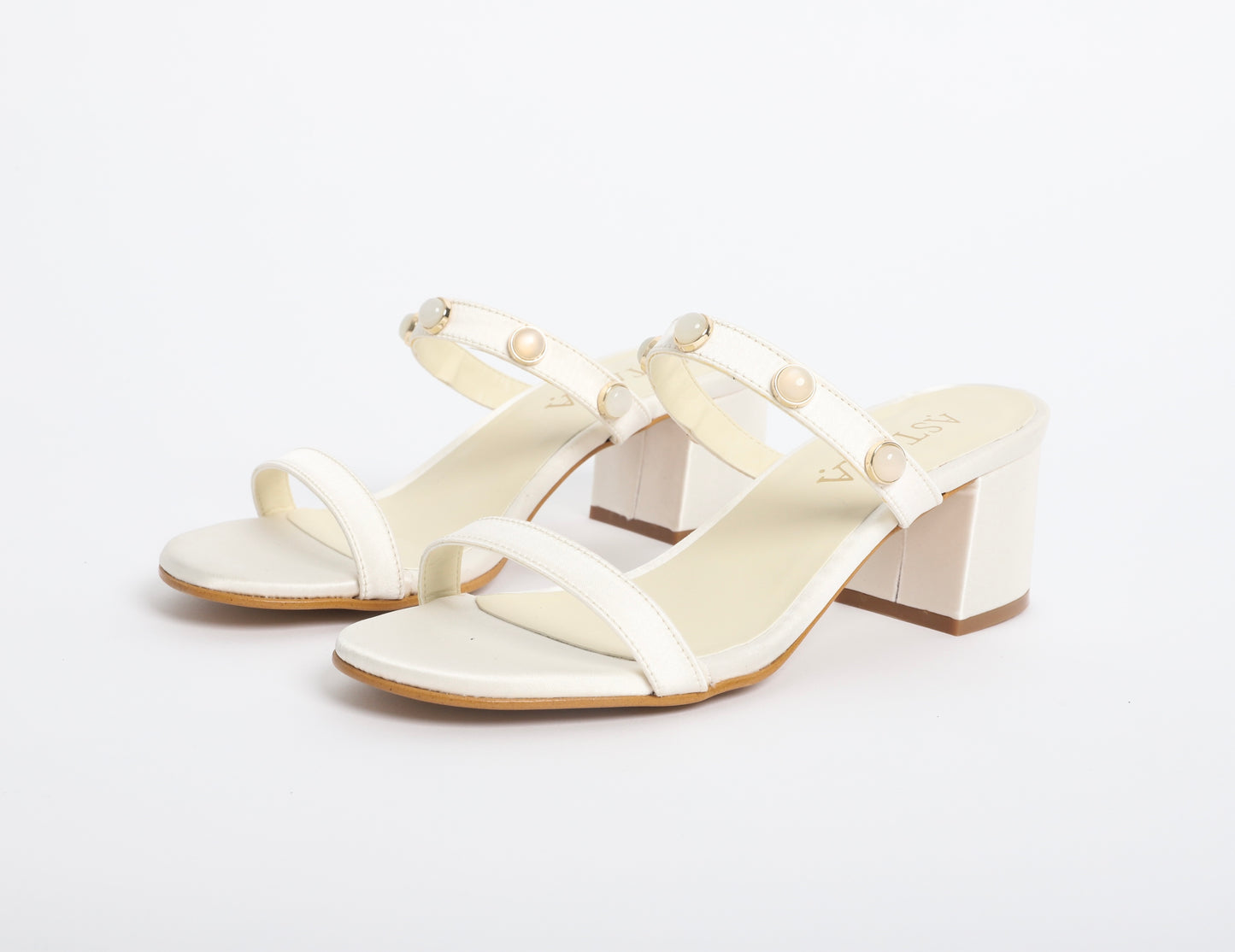SAMPLE SALE/ SELENE Ivory Satin Moonstone Sz 5