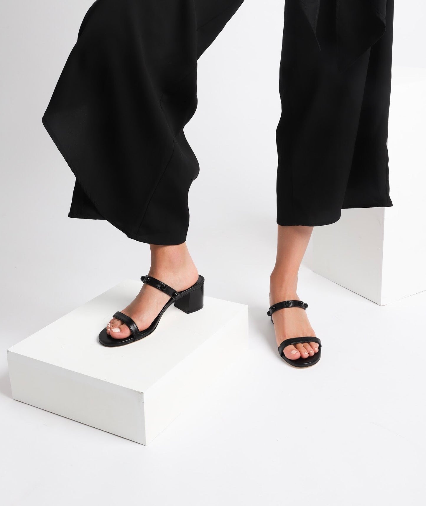 SELENE Black Onyx Sandal